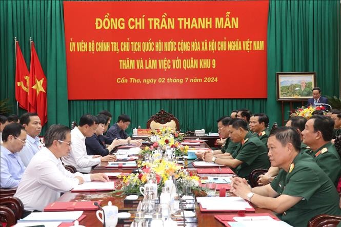Lực lượng vũ trang Quân khu 9 đã và đang giữ vững phẩm chất Bộ đội Cụ Hồ- Ảnh 3. Quang cảnh buổi làm việc