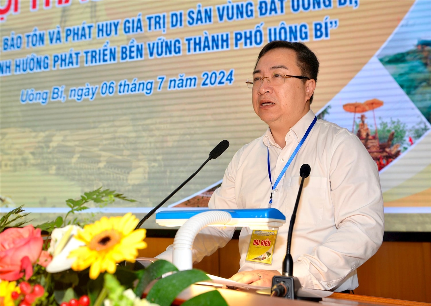 Phó Bí thư Tỉnh ủy Quảng Ninh Đặng Xuân Phương phát biểu tại Hội thảo