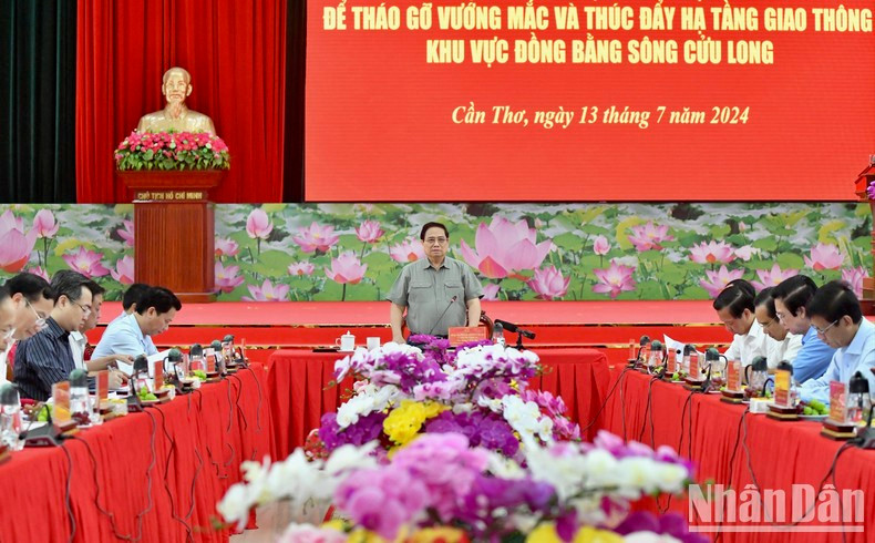 Quang cảnh buổi làm việc (Ảnh: Thanh Giang).