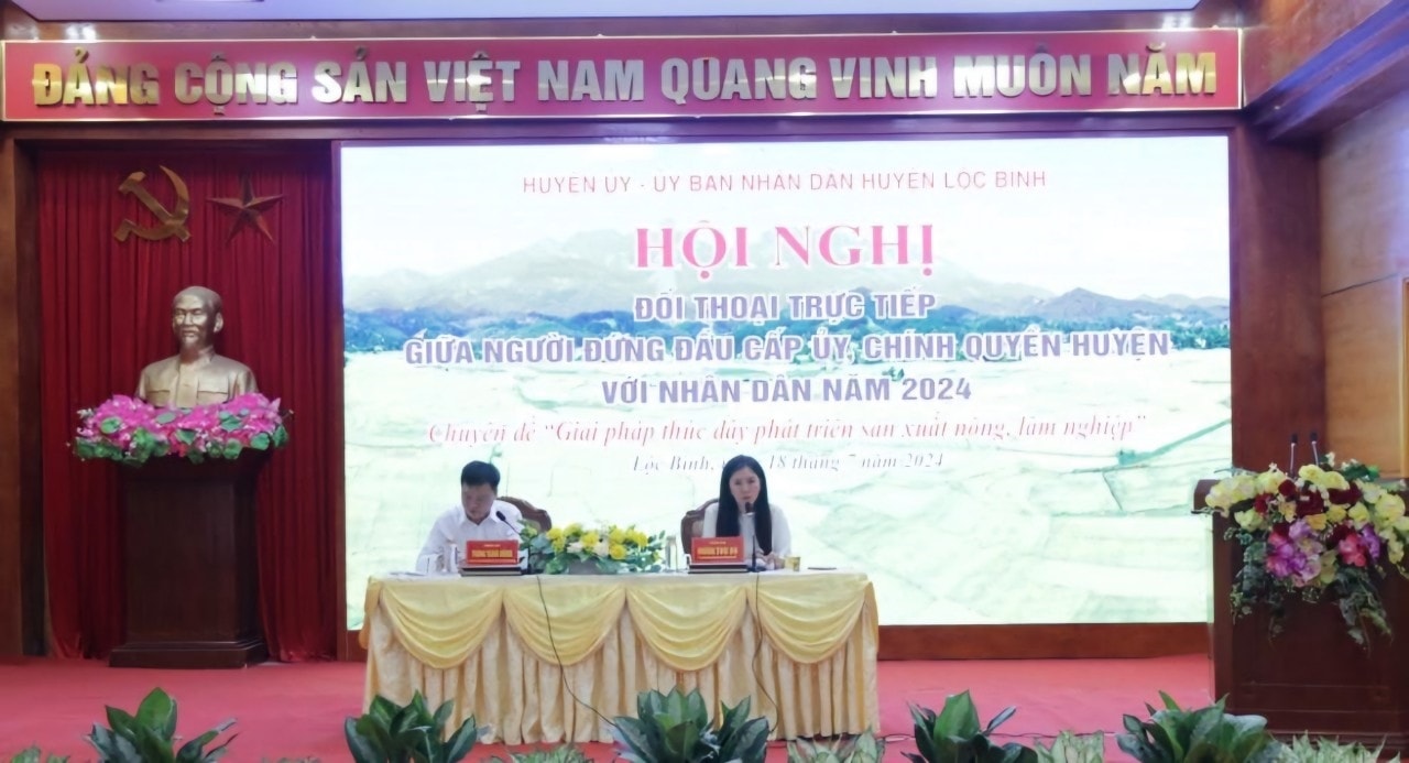 Lãnh đạo huyện Lộc Bình tổ chức đối thoại với Nhân dân Lãnh đạo huyện Lộc Bình tổ chức đối thoại với Nhân dân