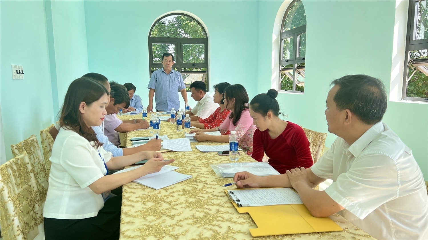 Đoàn giám sát của Tổng cục Thống kê do ông Nguyễn Trung Tiến - Phó Tổng cục trưởng Tổng cục Thống kê làm Trưởng đoàn làm việc tại huyện Đức Cơ, tỉnh Gia Lai Đoàn giám sát của Tổng cục Thống kê do ông Nguyễn Trung Tiến - Phó Tổng cục trưởng Tổng cục Thống kê làm Trưởng đoàn làm việc tại huyện Đức Cơ, tỉnh Gia Lai
