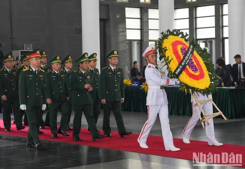 Đoàn Đảng ủy, Bộ Tư lệnh Bộ đội Biên phòng viếng Tổng Bí thư Nguyễn Phú Trọng. (Ảnh: Nhandan.vn) Đoàn Đảng ủy, Bộ Tư lệnh Bộ đội Biên phòng viếng Tổng Bí thư Nguyễn Phú Trọng. (Ảnh: Nhandan.vn)