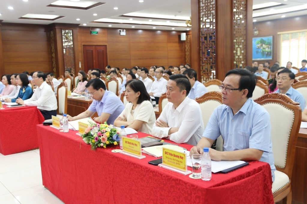 Các đại biểu tham dự Hội nghị Các đại biểu tham dự Hội nghị