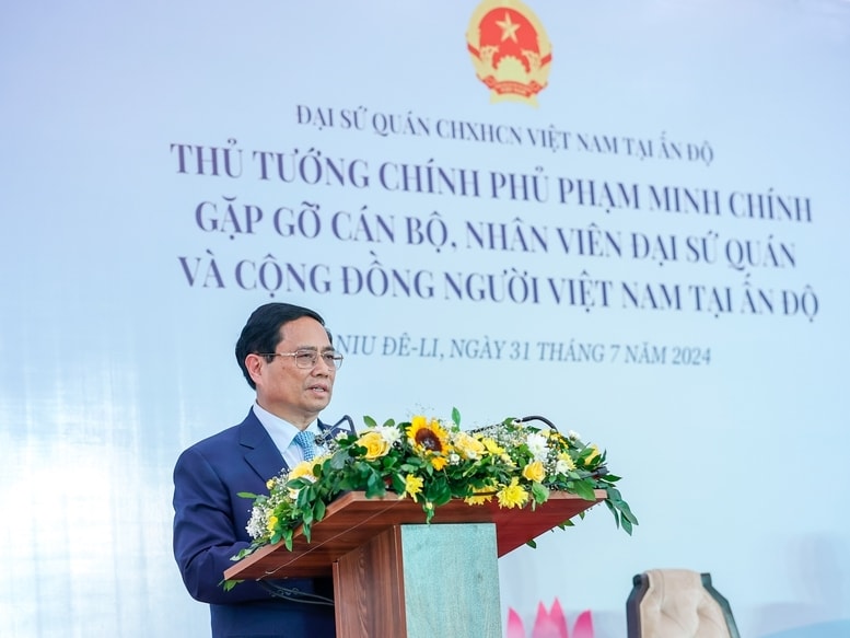 Thủ tướng trân trọng cảm ơn nỗ lực, đóng góp quan trọng của cộng đồng người Việt Nam ở nước ngoài, trong đó có cộng đồng người Việt Nam tại Ấn Độ vào những thành tựu của đất nước thời gian qua - Ảnh: VGP/Nhật Bắc