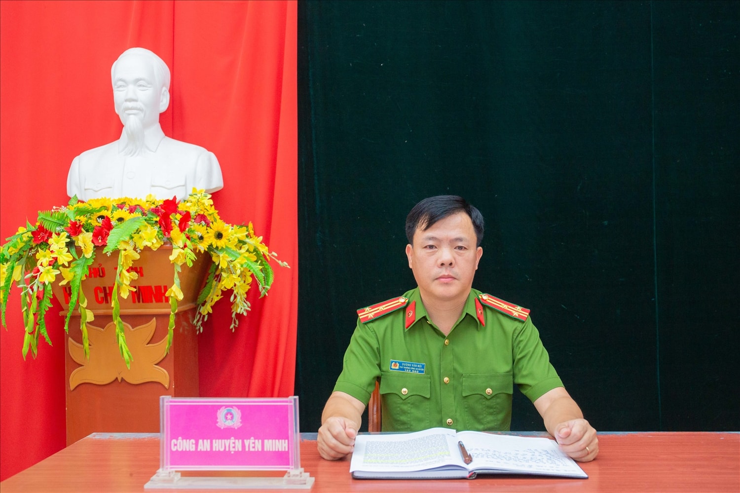 Thượng tá Dương Văn Nội – Phó trưởng Công an huyện Yên Minh.