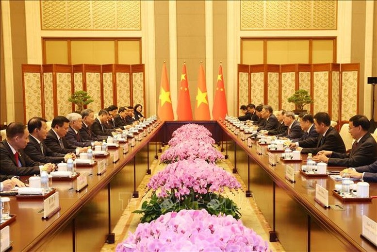 Tổng Bí thư, Chủ tịch nước Tô Lâm hội kiến Thủ tướng Quốc vụ viện Trung Quốc Lý Cường Tổng Bí thư, Chủ tịch nước Tô Lâm hội kiến Thủ tướng Quốc vụ viện Trung Quốc Lý Cường