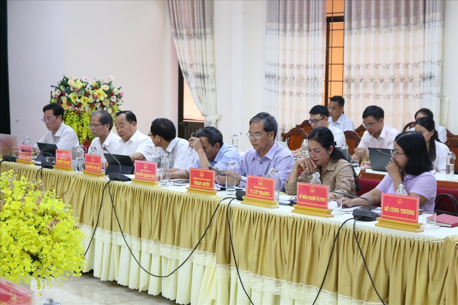 Các đại biểu tham dự Hội nghị Các đại biểu tham dự Hội nghị