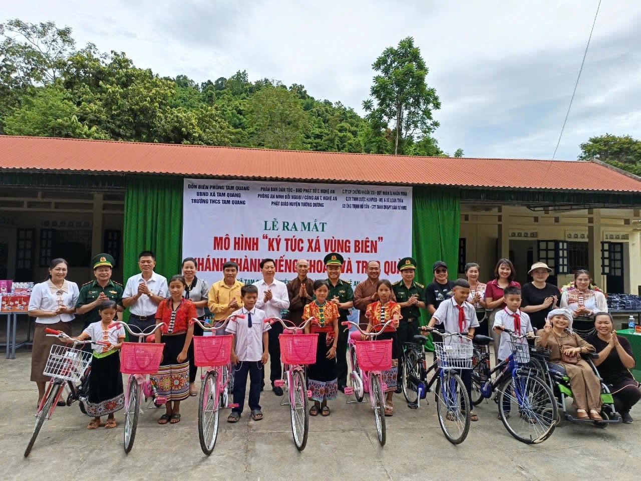 Ra mắt mô hình Ký túc xá vùng biên 