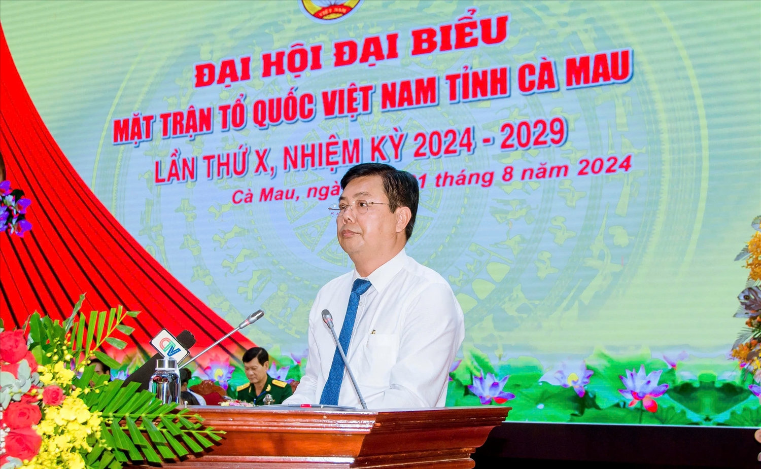 Ông Nguyễn Tiến Hải, Bí thư Tỉnh ủy  tỉnh Cà Mau phát biểu tại Đại hội 