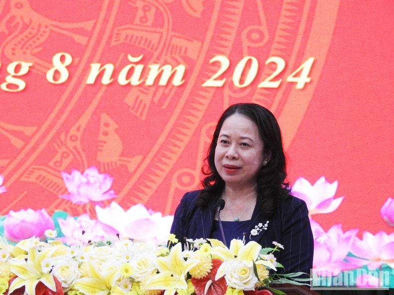 Phó Chủ tịch nước Võ Thị Ánh Xuân phát biểu tại buổi thăm cán bộ, chiến sĩ Công an tỉnh Ninh Thuận. (Ảnh: NGUYỄN TRUNG) Phó Chủ tịch nước Võ Thị Ánh Xuân phát biểu tại buổi thăm cán bộ, chiến sĩ Công an tỉnh Ninh Thuận. (Ảnh: NGUYỄN TRUNG)