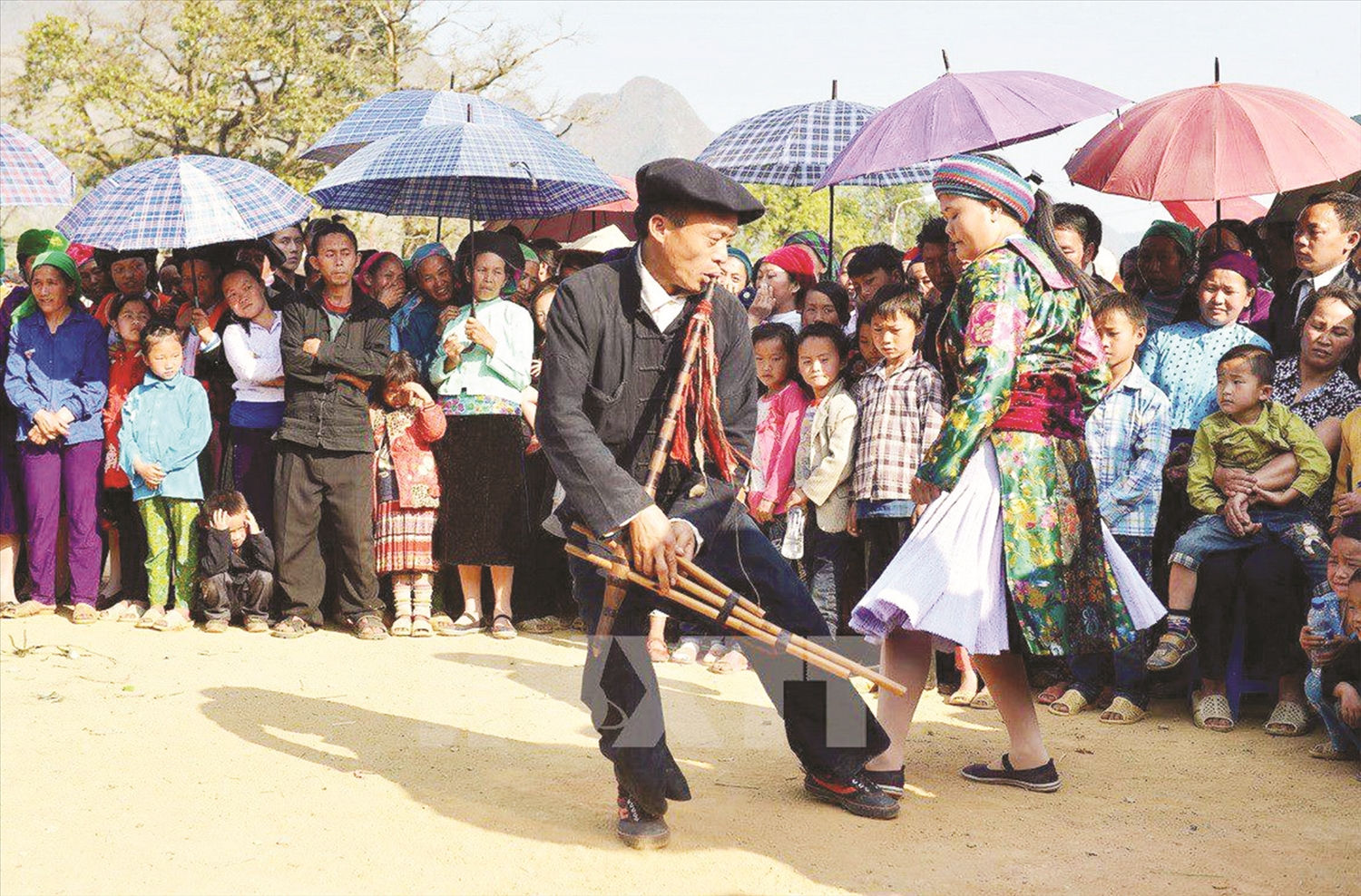 Phát huy di sản khèn Mông 