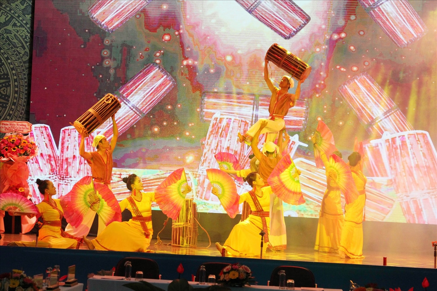 (Tin CTV ruột) Ninh Thuận: Họp mặt đại biểu trí thức, nhà khoa học,  văn nghệ sĩ tiêu biểu năm 2024 4