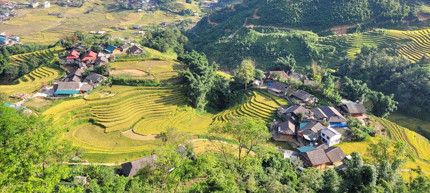 Phong cảnh bình yên ở Sa Pa khi chưa xảy ra bão lũ 