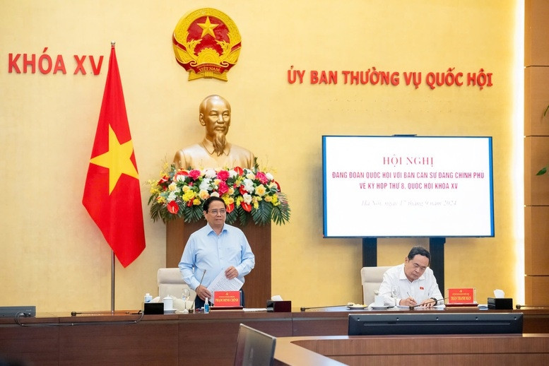 Ủy viên Bộ Chính trị, Bí thư Ban Cán sự đảng Chính phủ, Thủ tướng Chính phủ Phạm Minh Chính và Ủy viên Bộ Chính trị, Bí thư Đảng đoàn Quốc hội, Chủ tịch Quốc hội Trần Thanh Mẫn đồng chủ trì Hội nghị - Ảnh: VGP/Nhật Bắc Ủy viên Bộ Chính trị, Bí thư Ban Cán sự đảng Chính phủ, Thủ tướng Chính phủ Phạm Minh Chính và Ủy viên Bộ Chính trị, Bí thư Đảng đoàn Quốc hội, Chủ tịch Quốc hội Trần Thanh Mẫn đồng chủ trì Hội nghị - Ảnh: VGP/Nhật Bắc