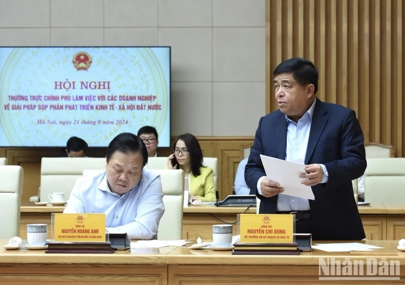 Bộ trưởng Kế hoạch và Đầu tư Nguyễn Chí Dũng phát biểu ý kiến tại Hội nghị. (Ảnh: TRẦN HẢI)