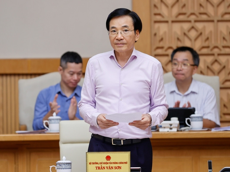 Bộ trưởng, Chủ nhiệm VPCP Trần Văn Sơn phát biểu tại cuộc họp - Ảnh: VGP/Nhật Bắc