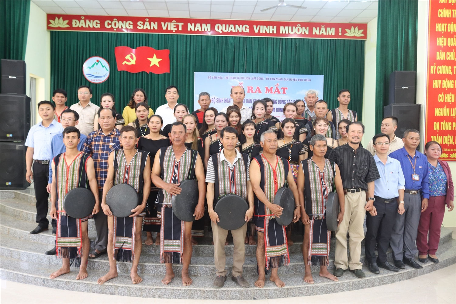 Với những nỗ lực của ông Da Cat-Tư, hai câu lạc bộ cồng chiêng ở 2 thôn Liêng Trang 1 và Đạ Nhinh 1 đã được ra mắt tháng 3/2024. 