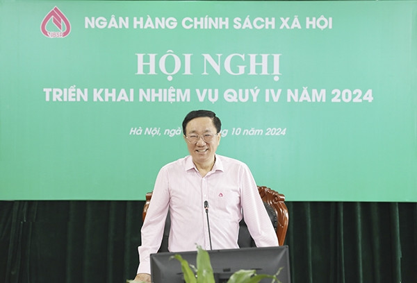 Tổng Giám đốc NHCSXH Dương Quyết Thắng phát biểu chỉ đạo tại Hội nghị