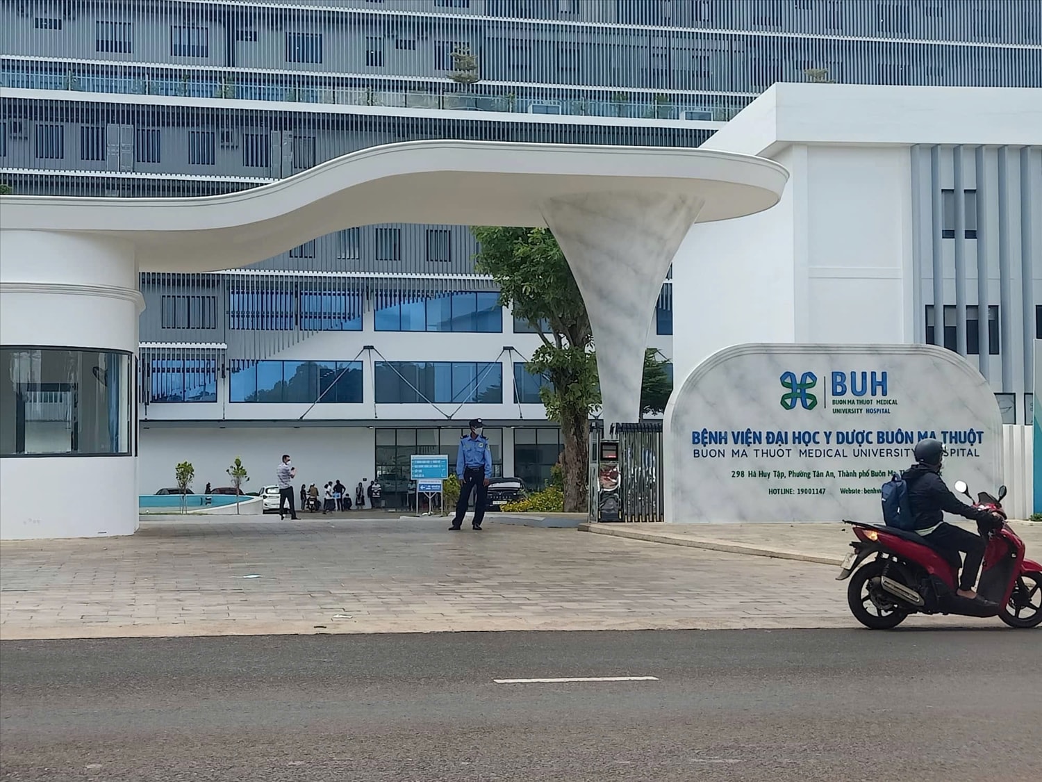 Bệnh viện Đại học Y Dược Buôn Ma Thuột đồng hành cùng Chương trình 