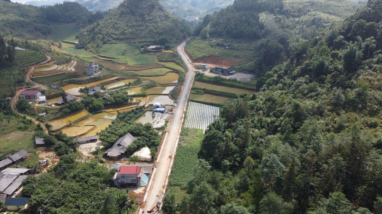 Phát triển giao thông nông thôn, điểm sáng ở Lào Cai 