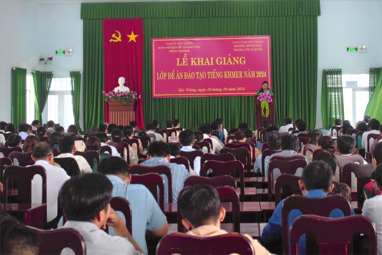 Quang cảnh Lễ khai giảng Quang cảnh Lễ khai giảng