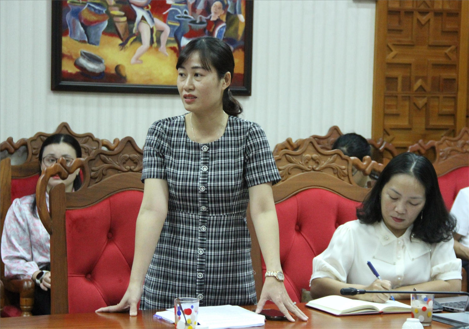 Thành viên Ban Chỉ đạo phát biểu ý kiến Thành viên Ban Chỉ đạo phát biểu ý kiến