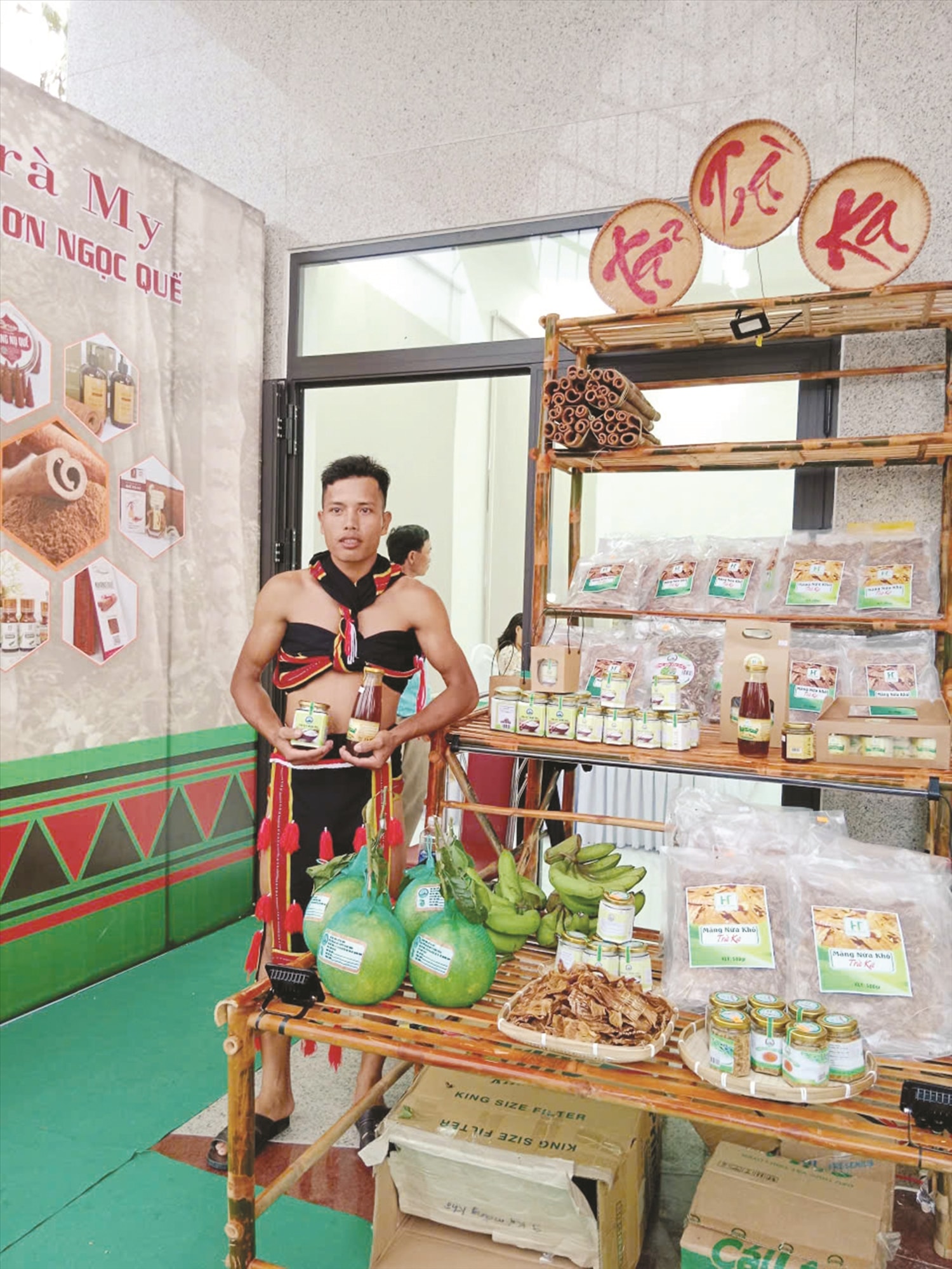 Ngoài năng nổ trong các hoạt động phong trào, “già làng”  Phạm Xuân Nghĩa còn là tấm gương điển hình về sản xuất kinh tế