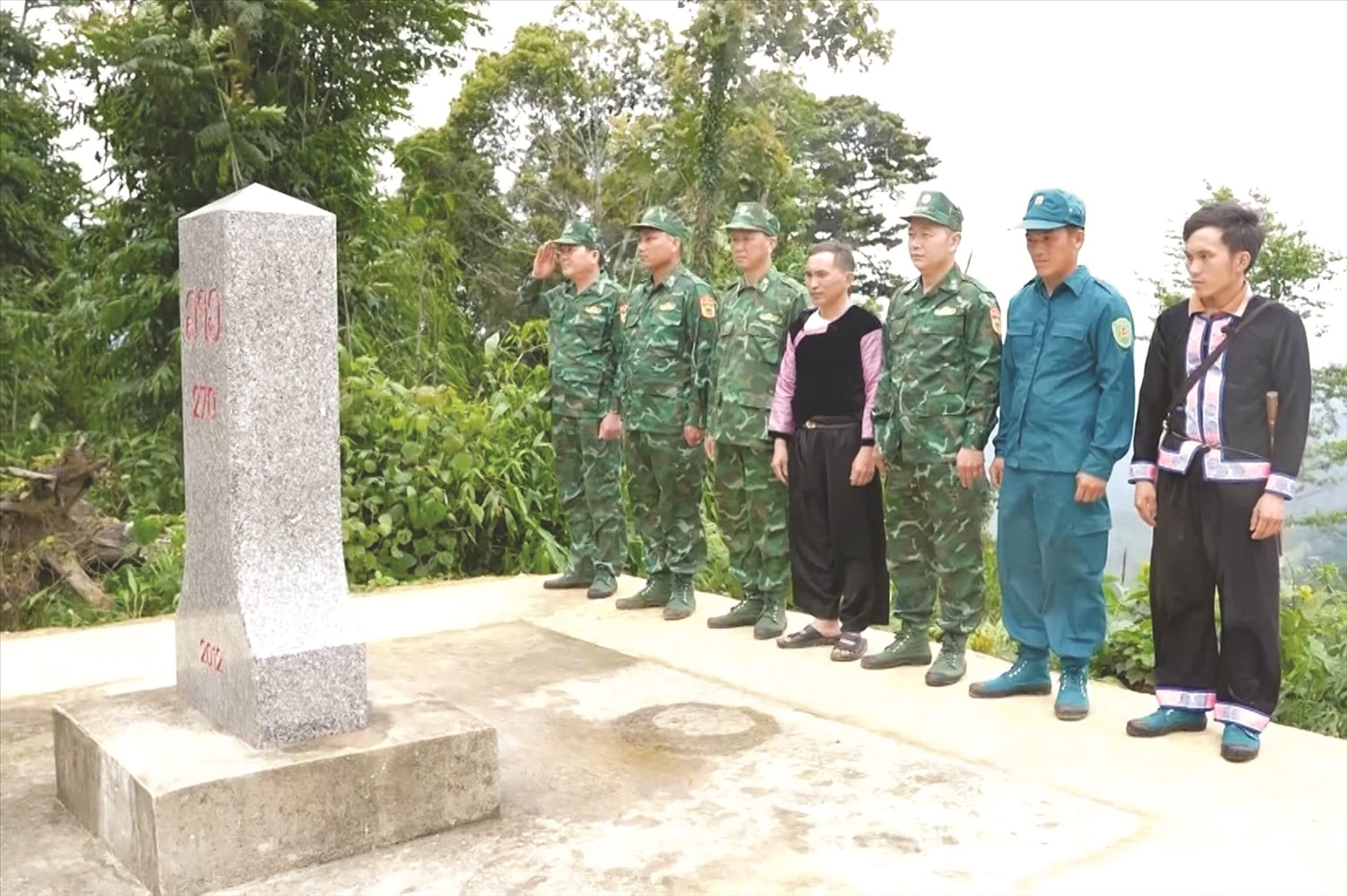 Những “cột mốc sống” ở vùng biên Thanh Hóa 