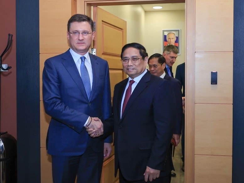 Thủ tướng Chính phủ Phạm Minh Chính và Phó Thủ tướng Chính phủ Liên bang Nga Alexander Novak - Ảnh: VGP/Nhật Bắc Thủ tướng Chính phủ Phạm Minh Chính và Phó Thủ tướng Chính phủ Liên bang Nga Alexander Novak - Ảnh: VGP/Nhật Bắc