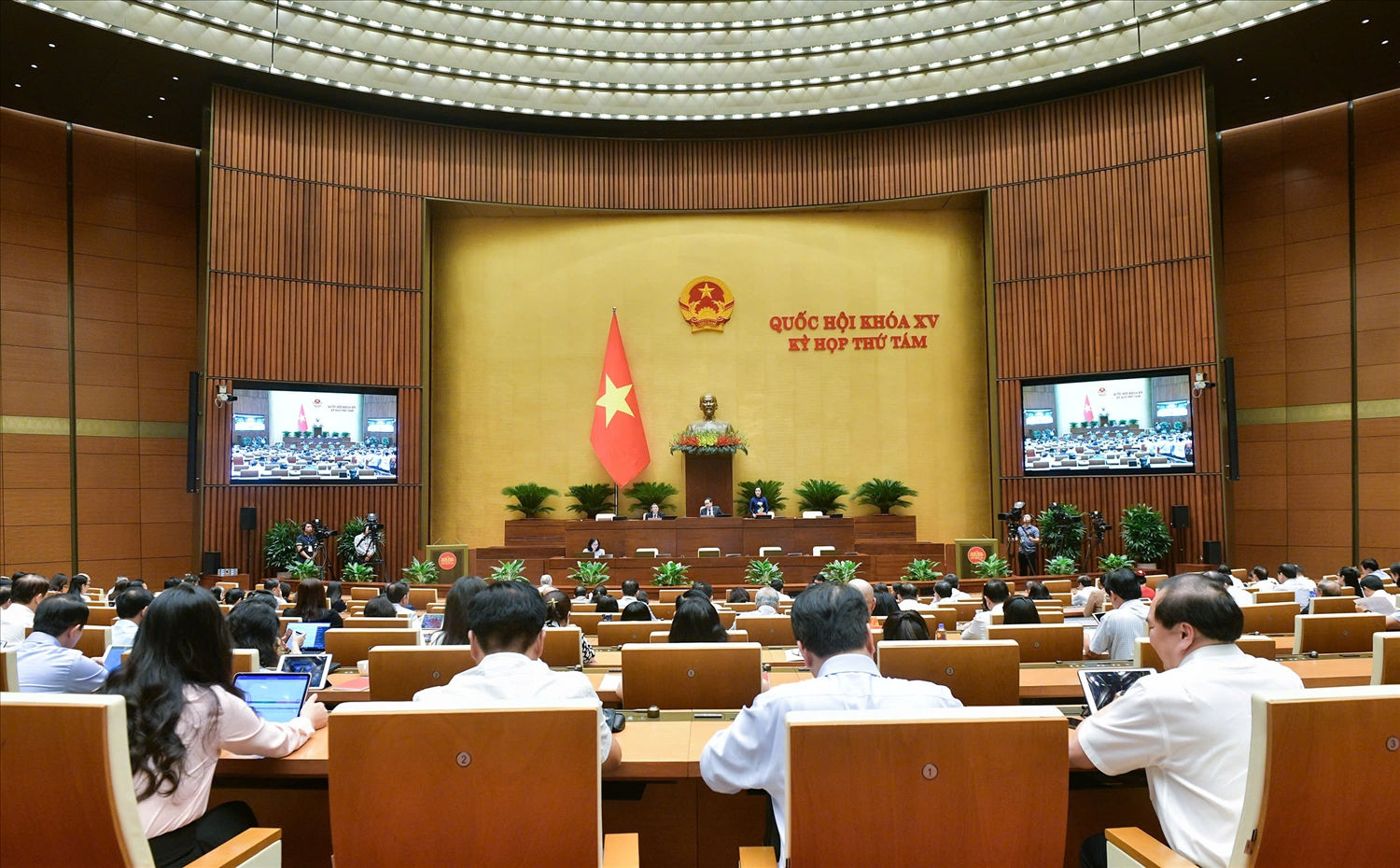 Luật Di sản văn hóa (sửa đổi) dành sự ưu tiên đến biện pháp bảo vệ và phát triển tiếng nói, chữ viết của các dân tộc Việt Nam
