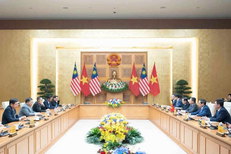 Hai bên cũng nhất trí tăng cường hợp tác trong lĩnh vực quan trọng khác như quốc phòng, an ninh, giáo dục, văn hóa, thể thao, du lịch, giao lưu nhân dân - Ảnh: VGP/Nhật Bắc Hai bên cũng nhất trí tăng cường hợp tác trong lĩnh vực quan trọng khác như quốc phòng, an ninh, giáo dục, văn hóa, thể thao, du lịch, giao lưu nhân dân - Ảnh: VGP/Nhật Bắc