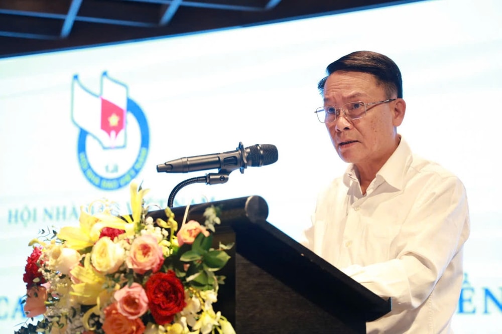 Nhà báo Nguyễn Đức Lợi, Phó Chủ tịch Thường trực Hội Nhà báo Việt Nam phát biểu khai mạc Hội nghị Nhà báo Nguyễn Đức Lợi, Phó Chủ tịch Thường trực Hội Nhà báo Việt Nam phát biểu khai mạc Hội nghị.