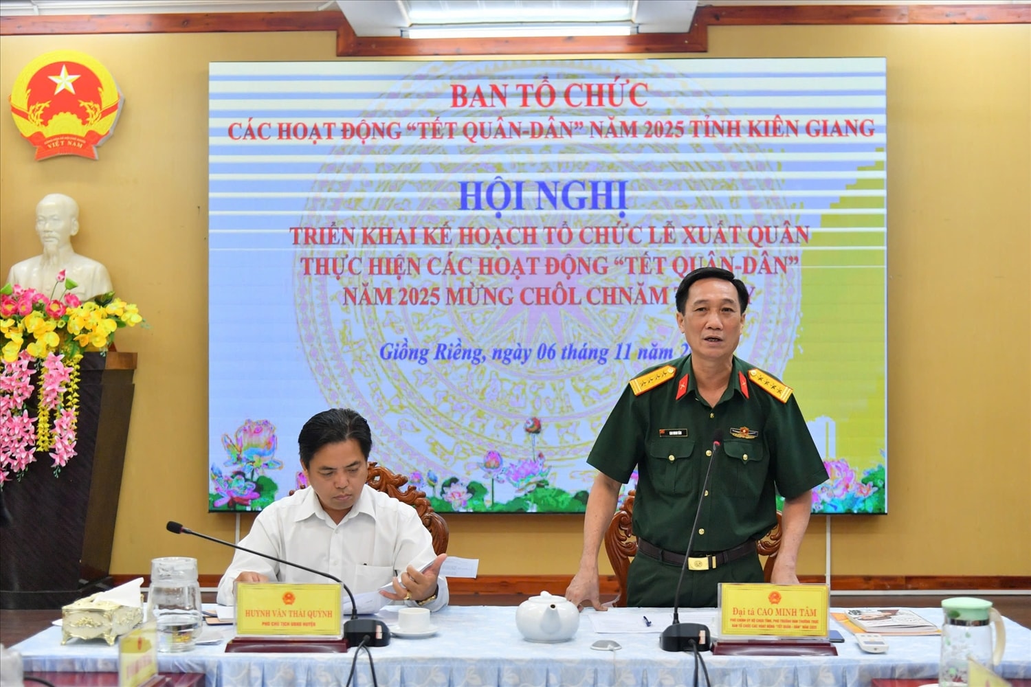 Đại tá Cao Minh Tâm phát biểu tại Hội nghị