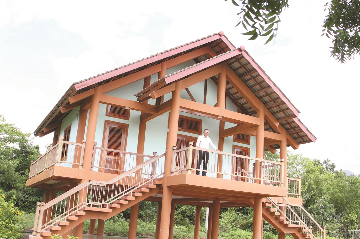 Nhà truyền thống đồng bào Raglay được đầu tư xây dựng tại thôn Giá, xã Phước Hà, huyện Thuận Nam, tỉnh Ninh Thuận từ nguồn vốn thuộc  Dự án 6 Chương trình MTQG 1719