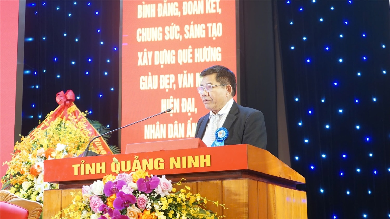 Thứ trưởng, Phó chủ nhiệm Ủy ban Dân tộc Y Thông phát biểu chỉ đạo Đại hội Thứ trưởng, Phó chủ nhiệm Ủy ban Dân tộc Y Thông phát biểu chỉ đạo Đại hội
