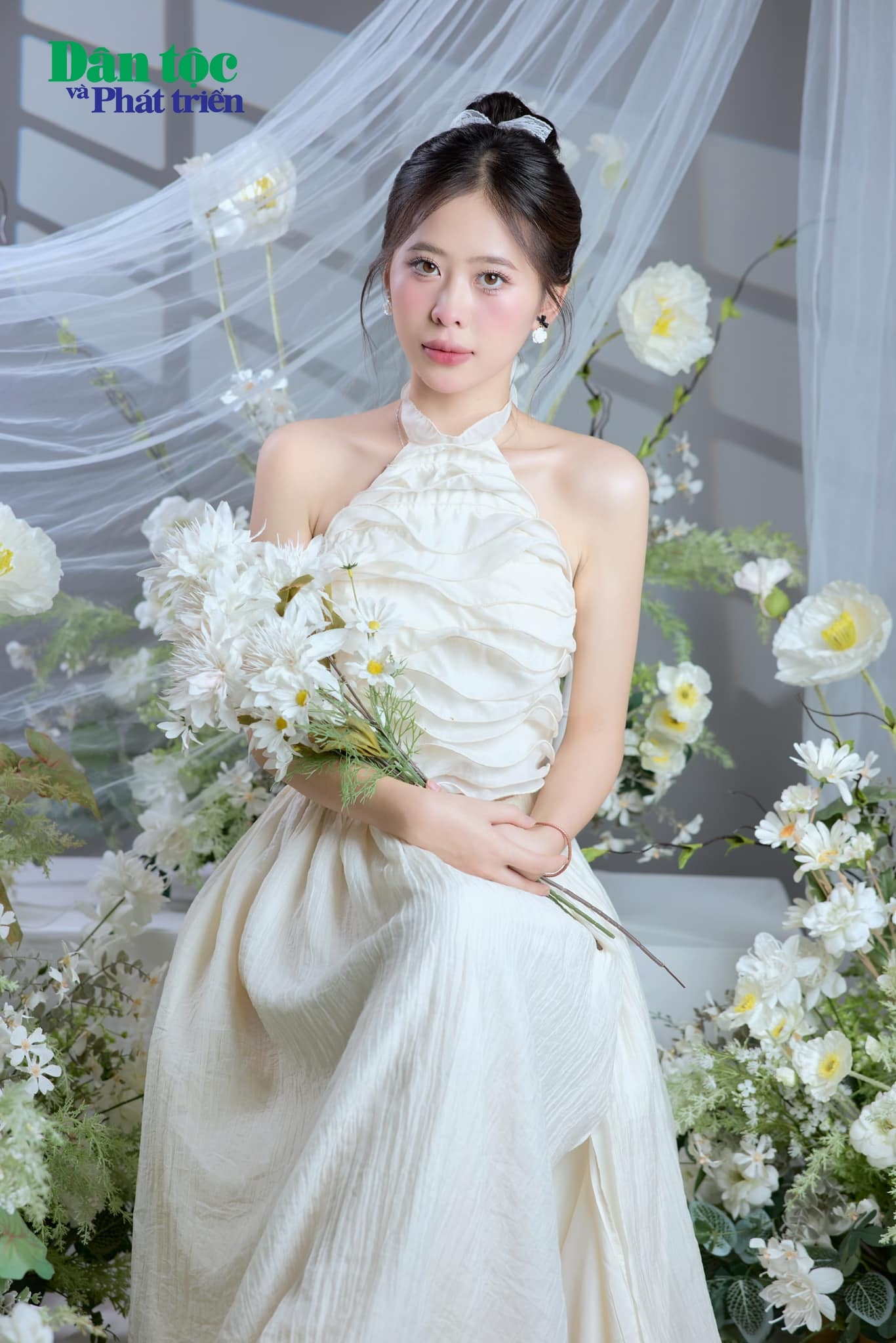Tân Hoa khôi Duyên dáng Thanh niên Yên Bái Giàng Tuyết Tình