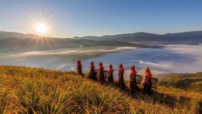 Một sớm Thu Lũm - Mường Tè. (Ảnh: Sở Văn hóa, Thể thao và Du lịch Lai Châu) Một sớm Thu Lũm - Mường Tè. (Ảnh: Sở Văn hóa, Thể thao và Du lịch Lai Châu)