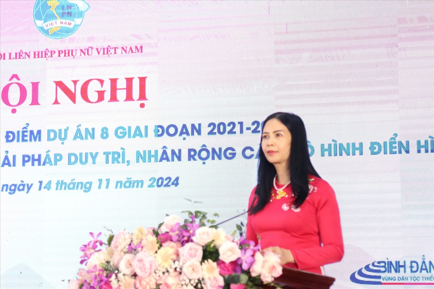 Bà Trần Lan Phương - Phó Chủ tịch Hội LHPN Việt Nam phát biểu khai mạc Hội nghị