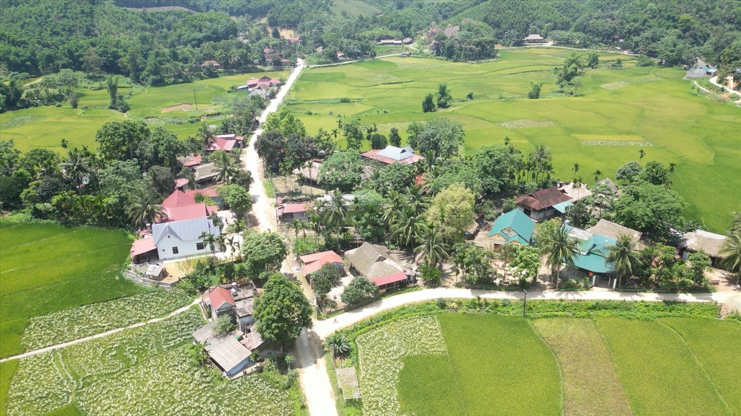 Diện mạo nông thôn, miền núi xứ Thanh ngày càng khởi sắc Diện mạo nông thôn, miền núi xứ Thanh ngày càng khởi sắc