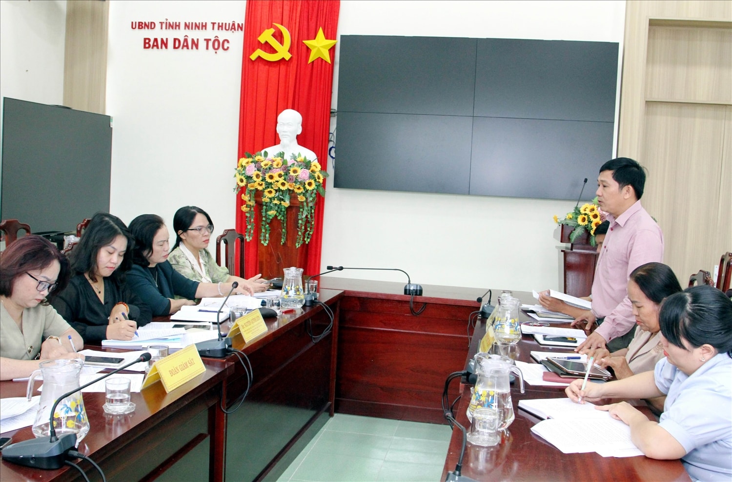 Toàn cảnh buổi Giám sát Dự án 1 Chương trình MTQG 1719. Toàn cảnh buổi Giám sát Dự án 1 Chương trình MTQG 1719.