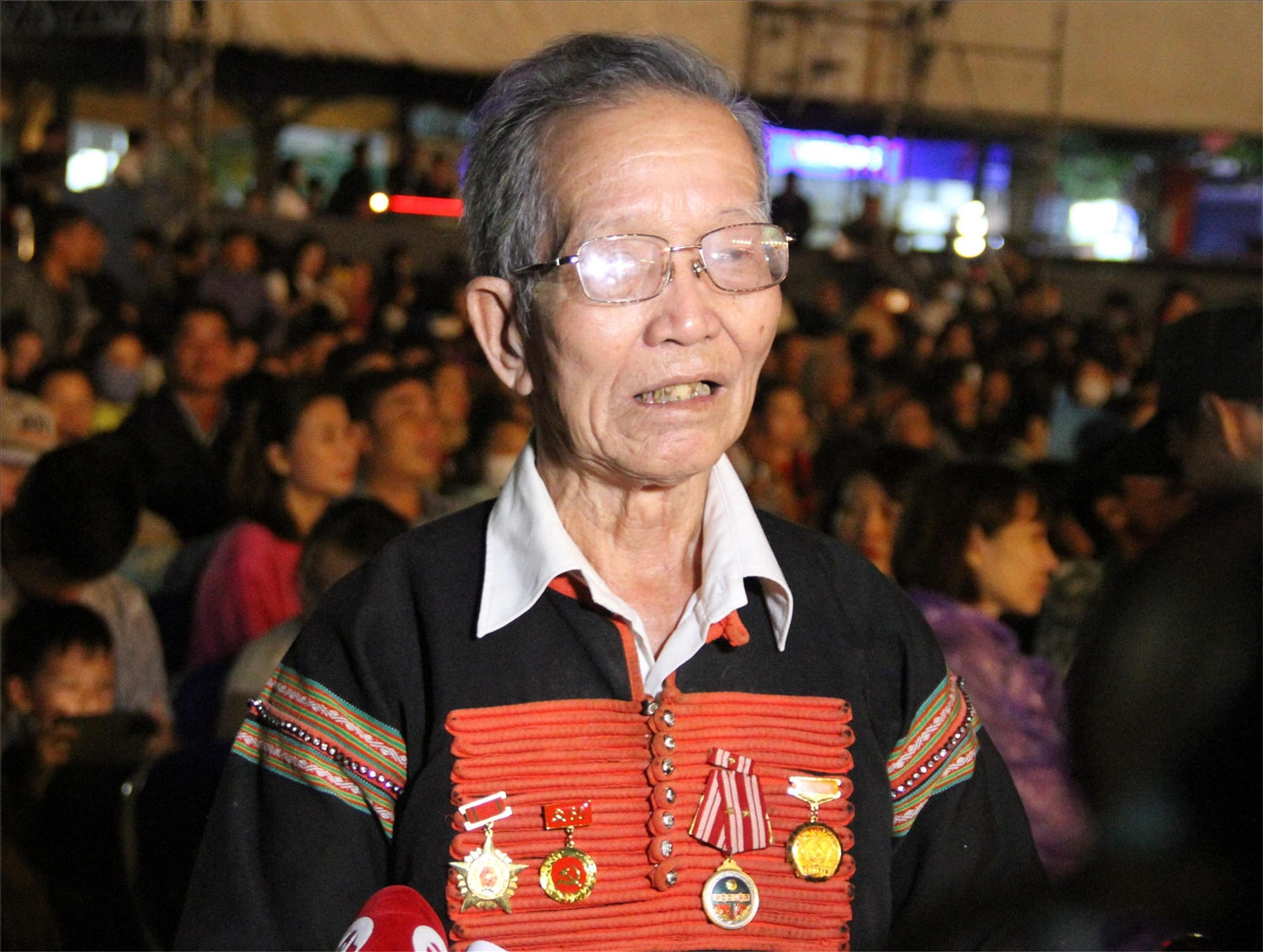 Già Ama H’Loan, buôn Ako Dhong, phường Tân Lợi, Tp.Buôn Ma Thuột Già Ama H’Loan, buôn Ako Dhong, phường Tân Lợi, Tp.Buôn Ma Thuột