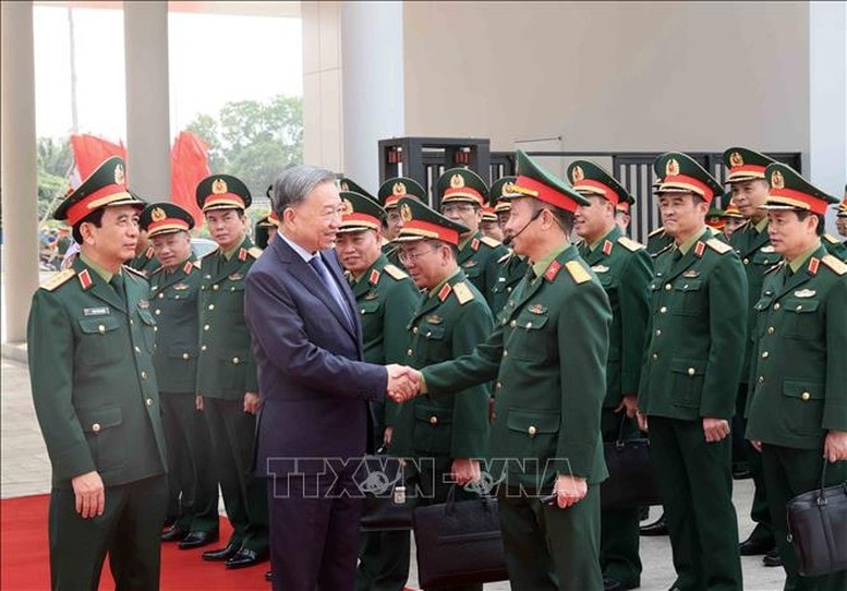 Tổng Bí thư Tô Lâm, Bí thư Quân ủy Trung ương thăm và làm việc tại Bảo tàng Lịch sử Quân sự Việt Nam - Ảnh: TTXVN Tổng Bí thư Tô Lâm, Bí thư Quân ủy Trung ương thăm và làm việc tại Bảo tàng Lịch sử Quân sự Việt Nam - Ảnh: TTXVN