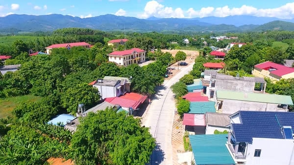 Huyện Sơn Dương đặt mục tiêu phấn đấu đến cuối năm 2025, 100% xã đạt chuẩn nông thôn mới Huyện Sơn Dương đặt mục tiêu phấn đấu đến cuối năm 2025, 100% xã đạt chuẩn nông thôn mới