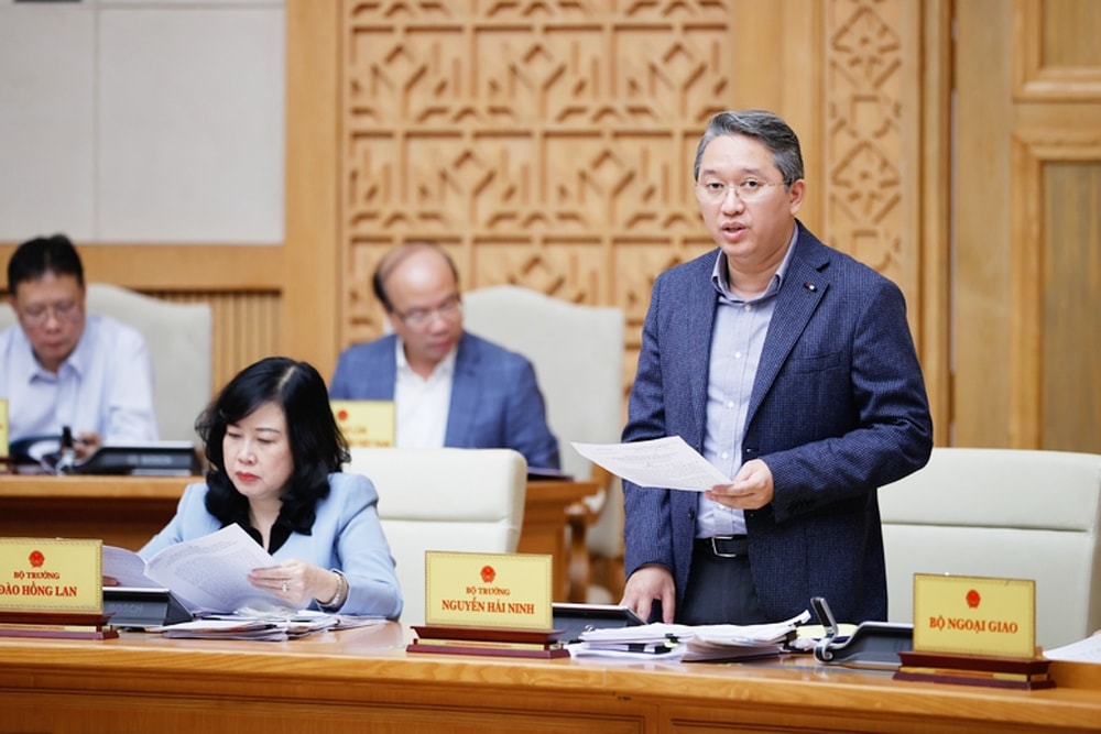 Bộ trưởng Bộ Tư pháp Nguyễn Hải Ninh phát biểu - Ảnh: VGP/Nhật Bắc Bộ trưởng Bộ Tư pháp Nguyễn Hải Ninh phát biểu - Ảnh: VGP/Nhật Bắc