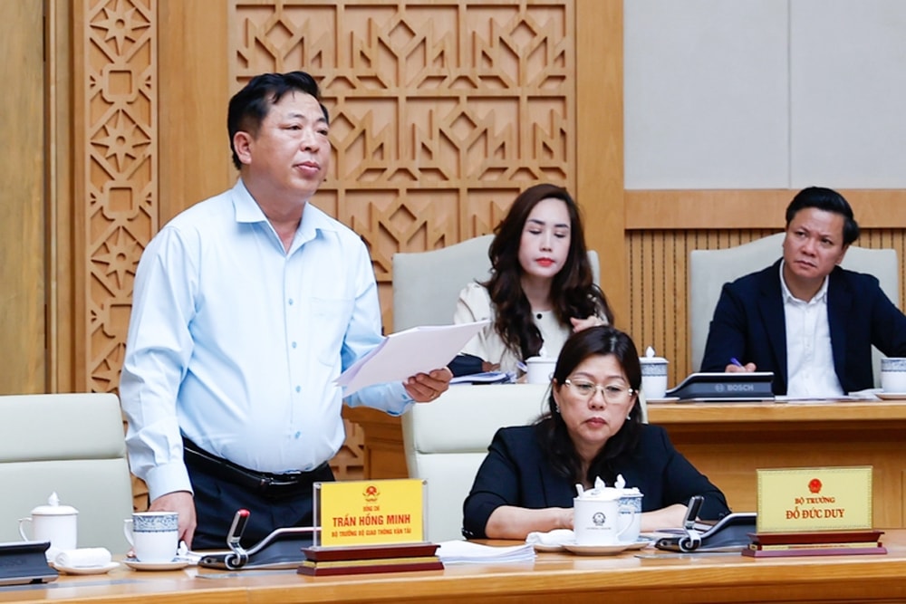 Bộ trưởng Bộ Giao thông vận tải Trần Hồng Minh phát biểu - Ảnh: VGP/Nhật Bắc Bộ trưởng Bộ Giao thông vận tải Trần Hồng Minh phát biểu - Ảnh: VGP/Nhật Bắc