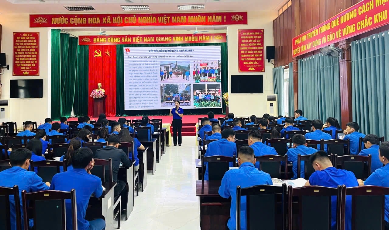 (Ban Chuyên đề - bài cđ BDT Cao Bằng) Cao Bằng: Đẩy mạnh phát triển thương mại ở địa bàn đặc biệt khó khăn 1 (Ban Chuyên đề - bài cđ BDT Cao Bằng) Cao Bằng: Đẩy mạnh phát triển thương mại ở địa bàn đặc biệt khó khăn 1