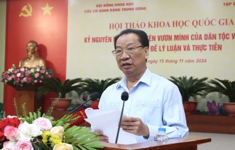GS, TS. Phùng Hữu Phú, Nguyên Ủy viên Trung ương Đảng,  nguyên Phó Trưởng Ban Thường trực Ban Tuyên giáo Trung ương, Nguyên Chủ tịch Hội đồng khoa học các cơ quan Đảng Trung ương