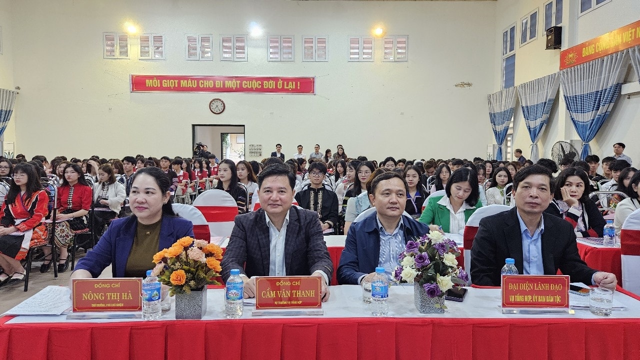 Các đại biểu tham dự lớp tập huấn