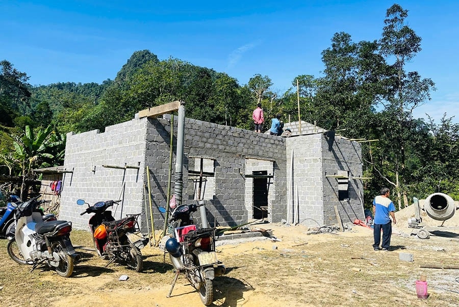 Tỉnh Hà Giang đẩy nhanh tiến độ xóa nhà tạm, nhà dột nát để bà con kịp đón tết Nguyên đán 2025 trong ngôi nhà mới Tỉnh Hà Giang đẩy nhanh tiến độ xóa nhà tạm, nhà dột nát để bà con kịp đón tết Nguyên đán 2025 trong ngôi nhà mới