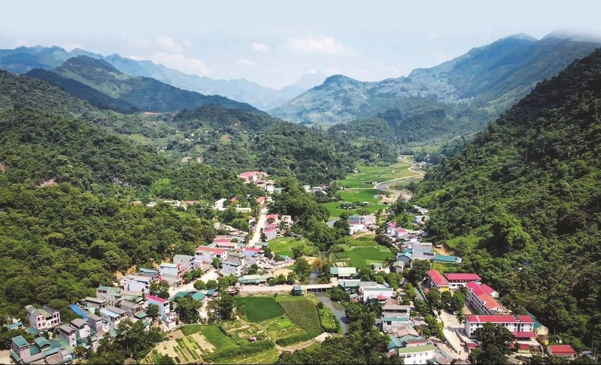 Khởi sắc miền biên viễn 